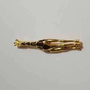 Vintage Liz Claiborne giraffe pin